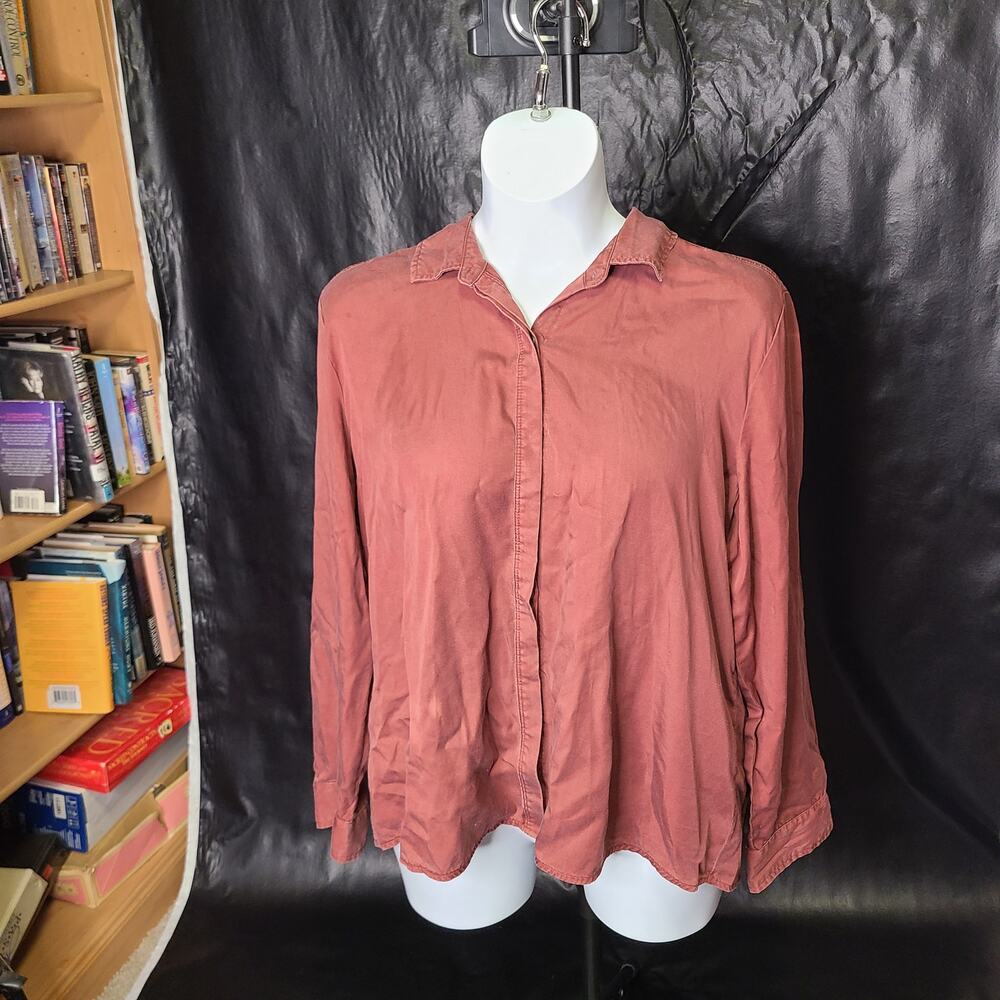 Madison gray dark red button down collared shirt size extra large
